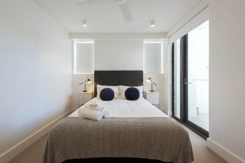 EIGHT TWO NINE TWO IV: BONDI BEACH - Accommodation Yamba 2