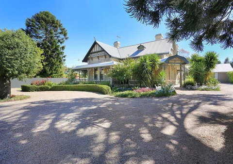 Elizabeth House - Accommodation Yamba 1