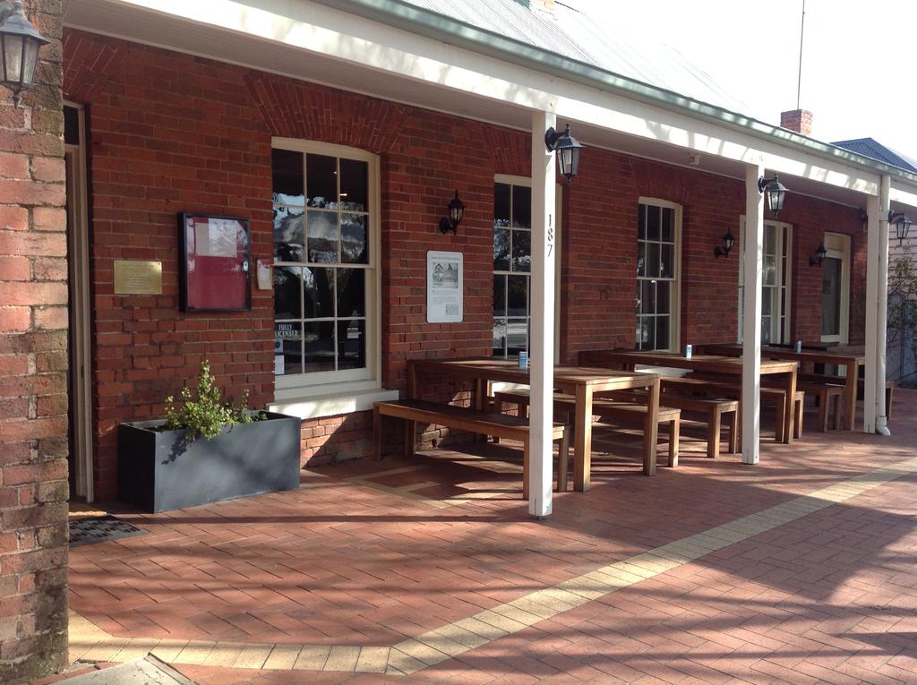 Knowsley VIC Accommodation Yamba