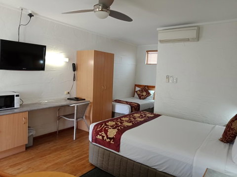 Espana Motel - Accommodation Yamba 2