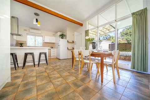 Evergreen On Franklin-Family Friendly - Wifi - Unique - Accommodation Yamba 1