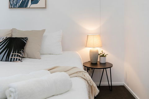 Executive Family 3 Bedroom Suite - Brisbane CBD - Views - Pool - WIFI - Free Parking - Accommodation Yamba 2