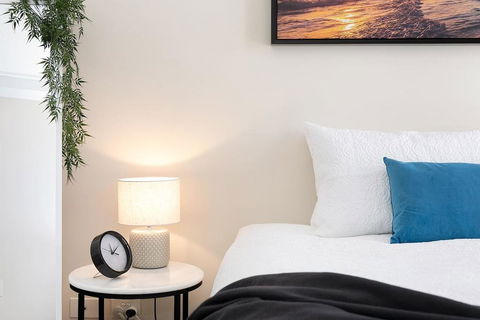 Executive Lux 3 Bedroom - Brisbane CBD - Views - Pool - Wifi - Free Parking - Accommodation Yamba 2