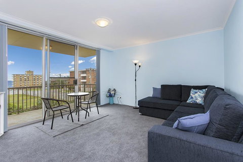 Fairleigh - Unit 1 - Accommodation Yamba 3