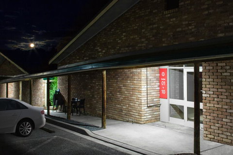 Farnham Court Motel And Restaurant - Accommodation Yamba 2