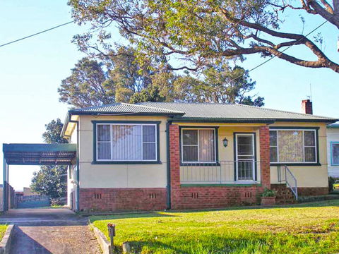Fisherman's Friend @ Greenwell Point - Accommodation Yamba 0