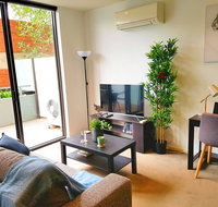 FITZROY FANTASTIC 1BR APT with FREE WINE NETFLIX WIFI close to TRAMS COLES - Accommodation Yamba