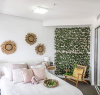 Forest themed APT in the Heart of Brisbane CBD - Accommodation Yamba