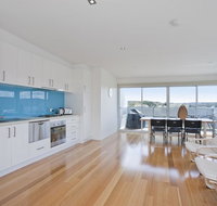 Four Kings Apartment - Deluxe 2br 3 - Accommodation Yamba