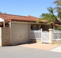 Geraldton Luxury Retreat 2 - Accommodation Yamba