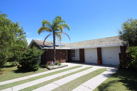 Gerry's Waterfront - Accommodation Yamba 0