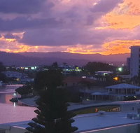 Gorgeous Riverview Apartment. Chevron Renaissance - Accommodation Yamba