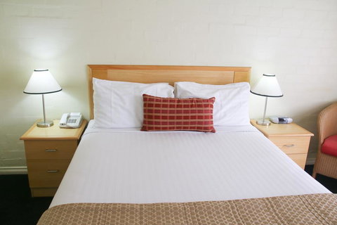 Grand Country Lodge - Accommodation Yamba 1