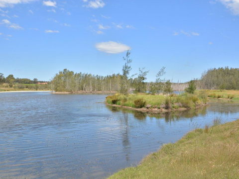 Grasmere Estate Homestead - Hear The Lions Roar From Nearby Hunter Valley Zoo - Accommodation Yamba 0