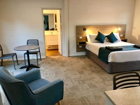 Gundagai Tourist Suites - Accommodation Yamba 0