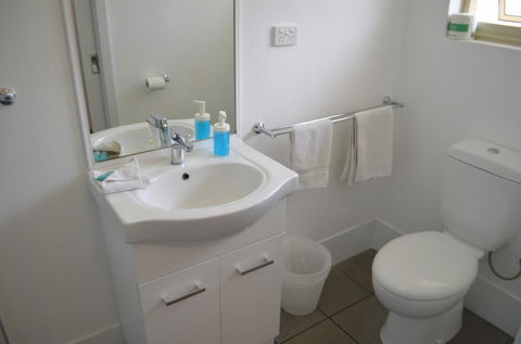 Harbourside Motel - Accommodation Yamba 2