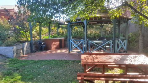 Hepburn Springs Motor Inn - Accommodation Yamba 2