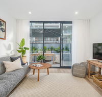 Herald 1-BR Apartment - Inner City Close to Beaches  Harbour - Accommodation Yamba