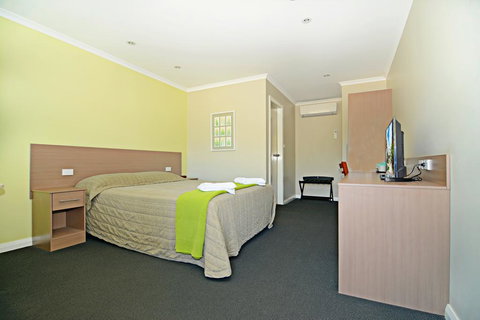 Heritage Hotel - Accommodation Yamba 1