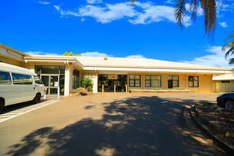 Heritage Hotel - Accommodation Yamba 0