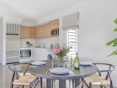 Hideaway At Culburra - Guest House With Plunge Pool - Accommodation Yamba 3