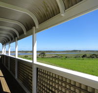 High View Family Cottages - Accommodation Yamba