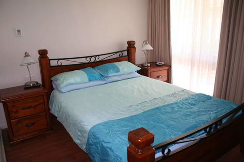 Hillarys Holiday Home - Accommodation Yamba 2