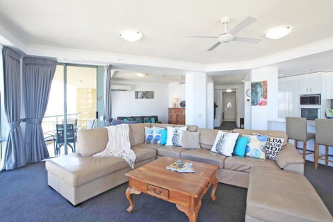 Holiday Holiday Sun City Apartments - Accommodation Yamba 2