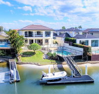 Holidays House Almafi Drive Surfers Paradise - Accommodation Yamba