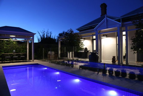 Hollidge House 5 Star Luxury Apartments - Accommodation Yamba 0