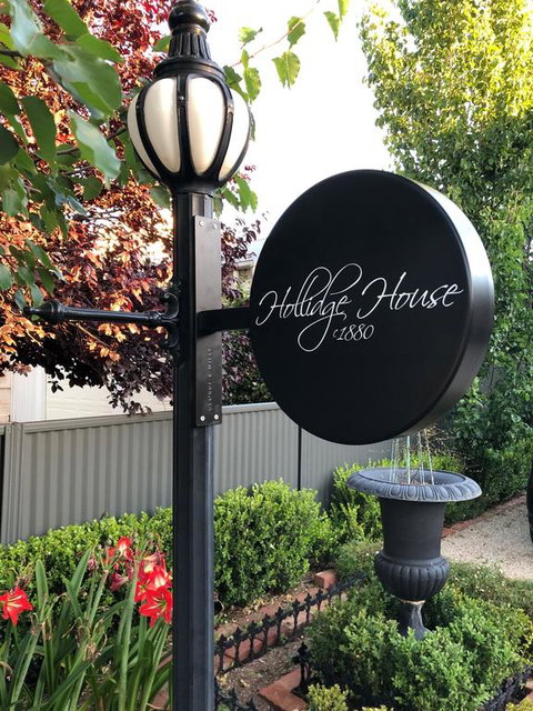 Hollidge House 5 Star Luxury Apartments - Accommodation Yamba 1