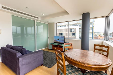 Honeysuckle Executive Suites - Accommodation Yamba 2