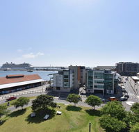 Honeysuckle Haven - harbour facing  walk to restaurants - Accommodation Yamba