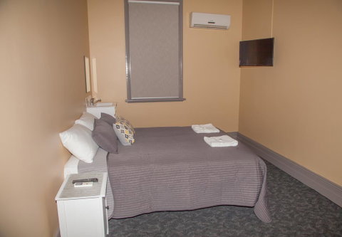 Hotel Cessnock - Accommodation Yamba 1