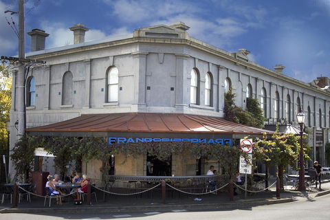 Hotel Frangos - Accommodation Yamba 0