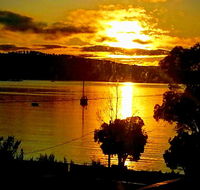 Islandview Beachhouse - 60m down driveway to Beach Dover Tasmania - Accommodation Yamba