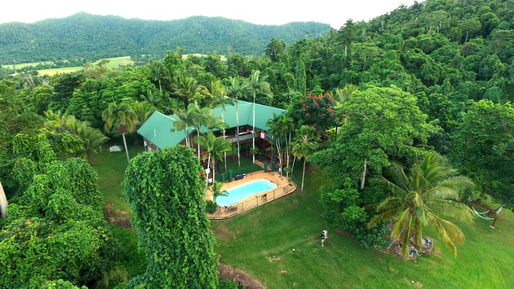 Bingil Bay QLD Accommodation Yamba