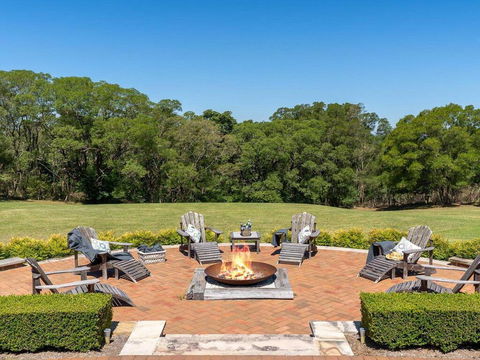 Jaspers Brush - Tranquil Gardens & Stunning Views - Accommodation Yamba 3