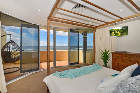 JoeAnne At Blue Bay Absolute Beachfront - Accommodation Yamba 3