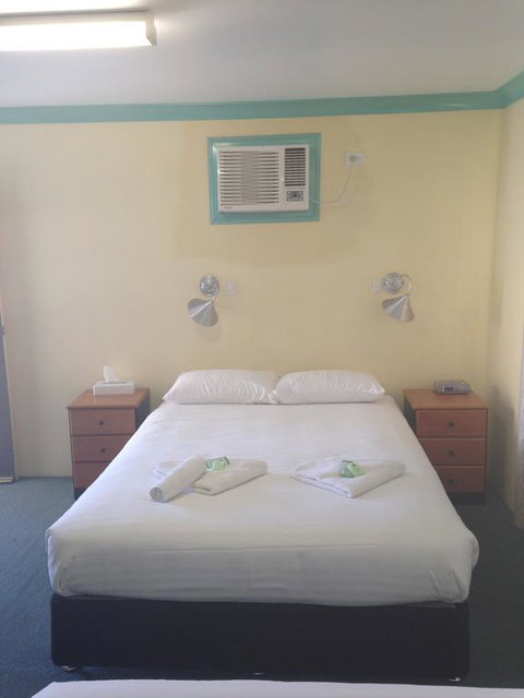 John Oxley Motel - Accommodation Yamba 1