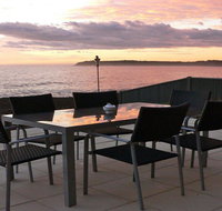 Jones's Beach House - perfect location with views - Accommodation Yamba