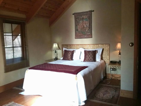 Kentisbury Country House - Accommodation Yamba 3
