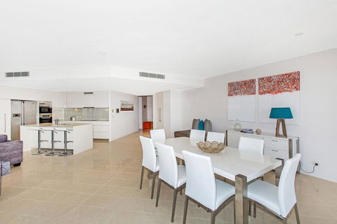 KINGSCLIFF OCEAN FRONT TERRACE 4 - Accommodation Yamba 3