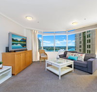 KOZYGURU THE ROCKS HARBOUR BRIDGE VIEW 1 BED APT SWIMMING POOL NTR098 - Accommodation Yamba