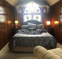 Krinklewood Cottage  Train Carriages - Accommodation Yamba