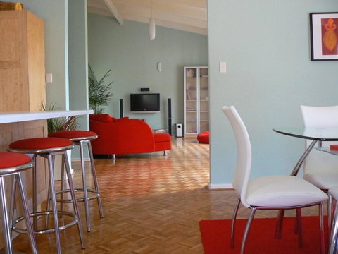 La Cote D Or - Mediterranean Cottage - Accommodation Yamba 2