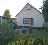 Large 6-Bedroom House with Wifi  Netflix Close to Singleton CBD Hunter Valley - Accommodation Yamba