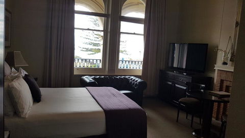 Largs Pier Hotel - Accommodation Yamba 2