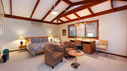 LeCamah Hill - Accommodation Yamba 0