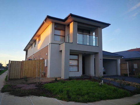 Lily Family - Accommodation Yamba 0
